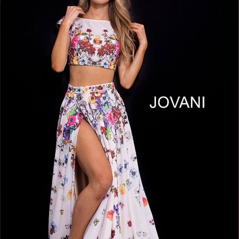 Prom Dress - Picture 4 of 6